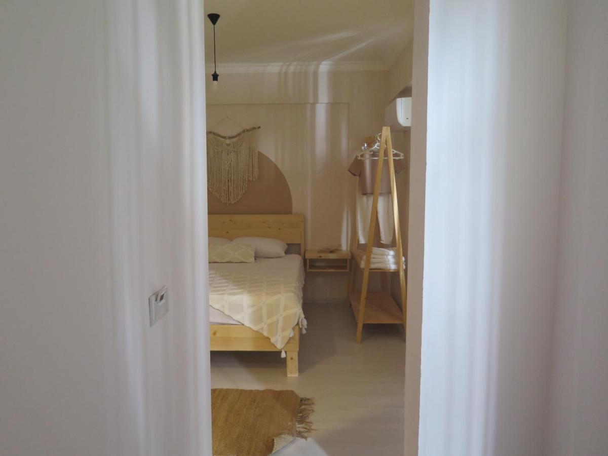 Santa Suites- Near Saint Nicholas Church