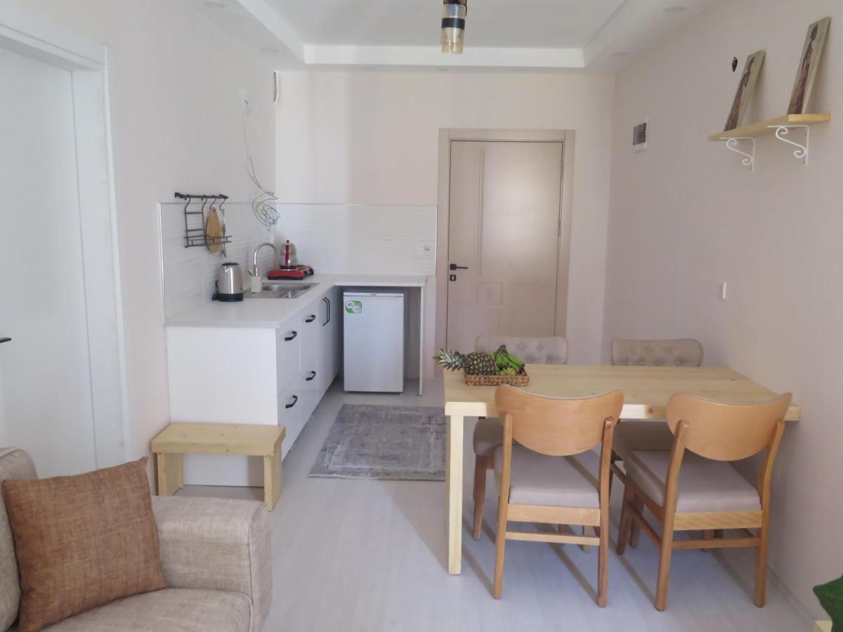 Santa Suites- Near Saint Nicholas Church Апарт-отель