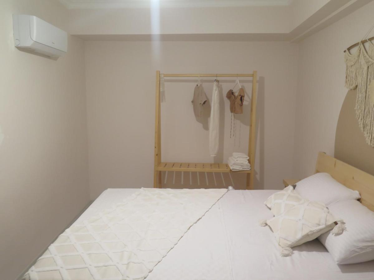 Santa Suites- Near Saint Nicholas Church Апарт-отель *